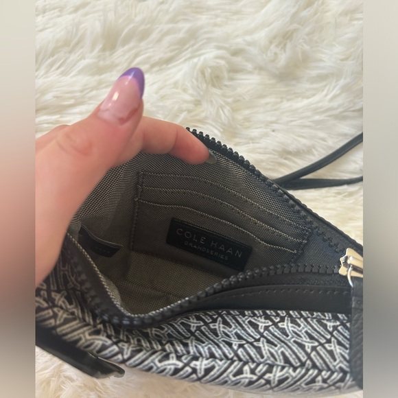 Cole Haan handbag - Picture 3 of 8